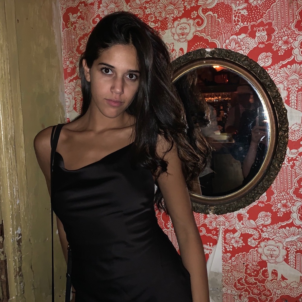 Meet your Posher, Samantha